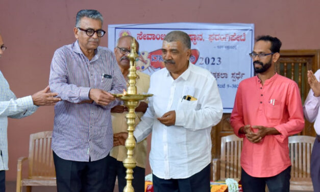 ಫರಂಗಿಪೇಟೆ “ ವರ್ಣಾಂಜಲಿ” ಜಿಲ್ಲಾ ಮಟ್ಟದ ಚಿತ್ರಕಲಾ ಸ್ಪರ್ಧೆ    ಚಿತ್ರಕಲೆ, ಸಾಹಿತ್ಯ ಮಕ್ಕಳಿಗೆ ಉತ್ತಮ ಸಂಸ್ಕಾರವನ್ನು ಕಲಿಸಿಕೊಡುತ್ತದೆ _ ಏರ್ಯ ಬಾಲಕೃಷ್ಣ ಹೆಗ್ಡೆ