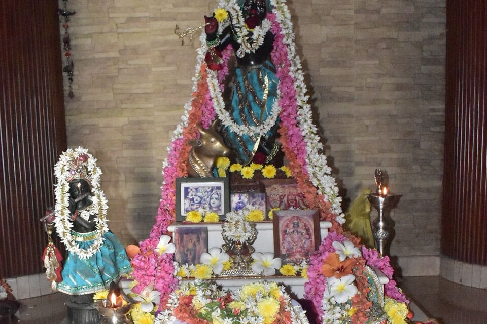 ಜೈ ಶ್ರೀರಾಮ್  ಒಡ್ಡೂರು ಫಾರ್ಮ್ಸ್ ನಲ್ಲಿ ಶ್ರೀ ಸತ್ಯನಾರಾಯಣ ಪೂಜೆ