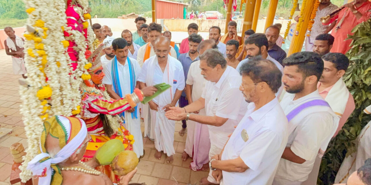 ಶ್ರೀ ಕೊವೆ ಶಾಸ್ತಾರ ವಿಷ್ಣುಮೂರ್ತಿ ದೇವಸ್ಥಾನದ ನೇಮೋತ್ಸವಕ್ಕೆ ಮಾಜಿ ಸಚಿವರ ಭೇಟಿ