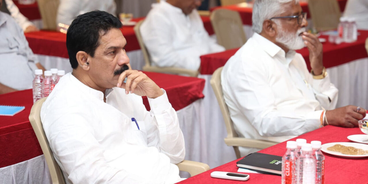 ಯೋಜನಾ ಸಭೆಯಲ್ಲಿ ಸಂಸದ ನಳಿನ್‌ ಕುಮಾರ್‌ ಕಟೀಲು ಭಾಗವಹಿಸಿದರು