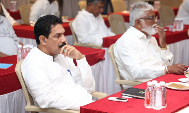 ಯೋಜನಾ ಸಭೆಯಲ್ಲಿ ಸಂಸದ ನಳಿನ್‌ ಕುಮಾರ್‌ ಕಟೀಲು ಭಾಗವಹಿಸಿದರು