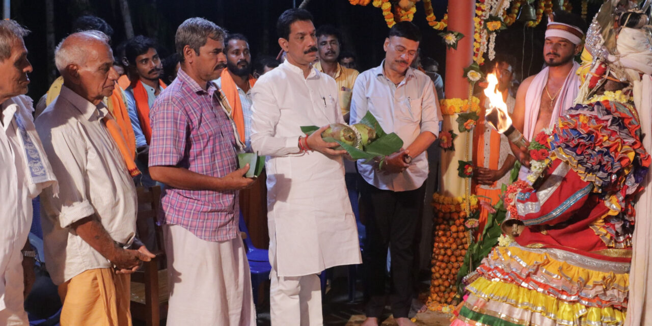 ಸಂಸದ ಕಟೀಲು ಹಾಗೂ ಬಂಟ್ವಾಳ ಶಾಸಕ ರಾಜೇಶ್ ನಾಯ್ಕ್ ಭೇಟಿ