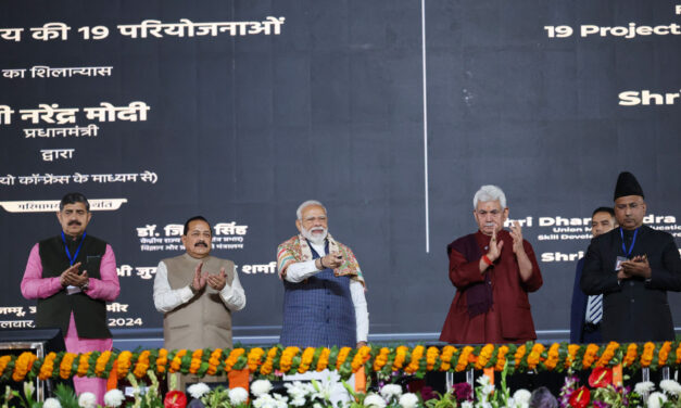 ಜಮ್ಮು ಮತ್ತು ಕಾಶ್ಮೀರದಲ್ಲಿ 32,000 ಕೋಟಿ ರೂಪಾಯಿಗೂ ಹೆಚ್ಚು ಮೌಲ್ಯದ ಬಹು ಅಭಿವೃದ್ಧಿ ಯೋಜನೆಗಳಿಗೆ ಪ್ರಧಾನಿಯವರು ಉದ್ಘಾಟನೆ, ರಾಷ್ಟ್ರ ಸಮರ್ಪಣೆ ಮತ್ತು ಶಿಲಾನ್ಯಾಸ ನೆರವೇರಿಸಿದರು