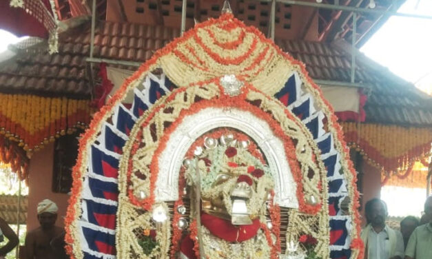 ಗ್ರಾಮದೈವ  ಶ್ರೀ ಗಿಳಿಕಿಂಜತಾಯಿ ದೇವಸ್ಥಾನದ ವರ್ಷವಧಿ ಜಾತ್ರೆ