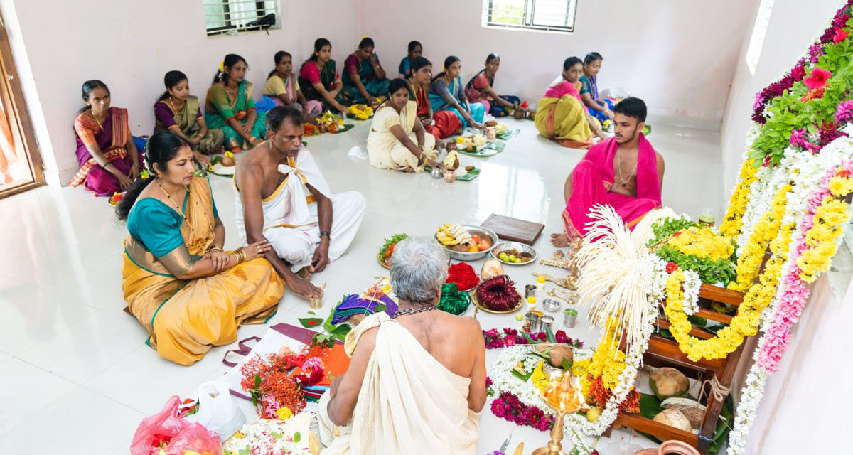 ವೀರಕಂಭ: ಶ್ರೀದೇವಿ ಮಹಿಳಾ ಮಂಡಳಿ ಬಾಯಿಲ ವತಿಯಿಂದ  ಶ್ರೀ ವರಮಹಾಲಕ್ಷ್ಮಿ ಪೂಜೆ