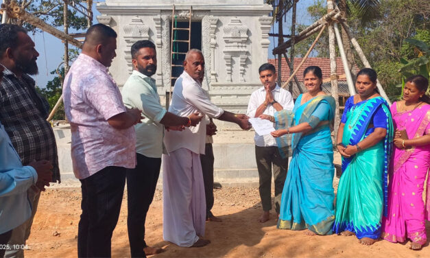 ಫರಂಗಿಪೇಟೆ ಶ್ರೀ ಕೊರ್ದಬ್ಬು ದೈವಸ್ಥಾನದ ಜೀರ್ಣೋದ್ಧಾರಕ್ಕೆ ಯೋಜನೆಯಿಂದ ಮಂಜೂರಾದ  ಡಿ. ಡಿ. ಹಸ್ತಾಂತರ