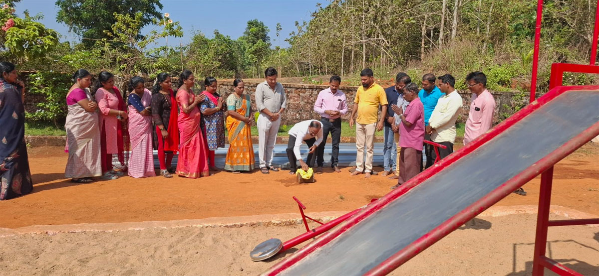 ರೋಟರಿ ಕ್ಲಬ್ ಬಂಟ್ವಾಳ ವತಿಯಿಂದ ನರಿಕೊಂಬು ಸರಕಾರಿ ಹಿರಿಯ ಪ್ರಾಥಮಿಕ ಶಾಲಾ ಕಟ್ಟಡ ಮೇಲ್ಚಾವಣಿ ರಚನಾ ಕಾರ್ಯಕ್ರಮಕ್ಕೆ ಚಾಲನೆ