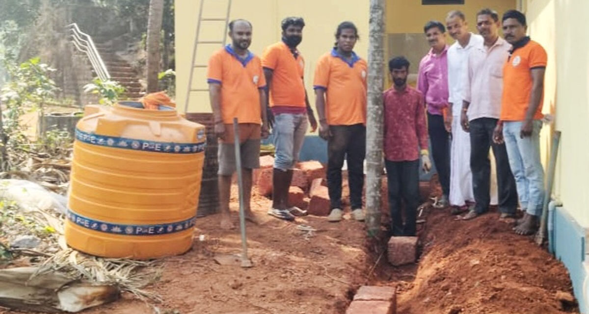 ಕಲ್ಲಡ್ಕ ಶೌರ್ಯ ವಿಪತ್ತು ನಿರ್ವಹಣಾ ಘಟಕದ ಶ್ರಮದಾನದ ಮೂಲಕ ಮಜಿ, ವೀರಕಂಭ ಶಾಲೆಯಲ್ಲಿ ನೂತನ ಶೌಚಾಲಯ ನಿರ್ಮಾಣಕ್ಕೆ ಚಾಲನೆ