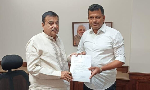 ಸಂಸದ ಕ್ಯಾ| ಬ್ರಿಜೇಶ್ ಚೌಟ ಅವರು ದೆಹಲಿಯಲ್ಲಿ ಕೇಂದ್ರ ರಸ್ತೆ ಸಾರಿಗೆ ಮತ್ತು ಹೆದ್ದಾರಿ ಸಚಿವರನ್ನು ಭೇಟಿ