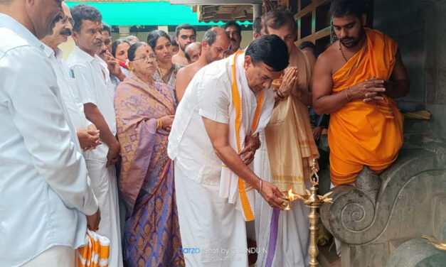 ಕಲ್ಲಡ್ಕ ಶ್ರೀ ನಿಟಿಲಾಕ್ಷ ಸದಾಶಿವ ದೇವರ ವಠಾರದಲ್ಲಿ ಅತೀ ಮಹಾರುದ್ರಯಾಗ- ಪ್ರಕಾಶ್ ಕಾರಂತ ನರಿಕೊಂಬು ದೀಪ ಪ್ರಜ್ವಲನೆ