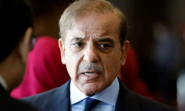 ಮನೆ ಬಳಿಯೇ ಮಿಸೈಲ್‌ ದಾಳಿ – ಬಂಕರ್‌ನಲ್ಲಿ ಅಡಗಿ ಕುಳಿತ ಪಾಕ್‌ ಪ್ರಧಾನಿ