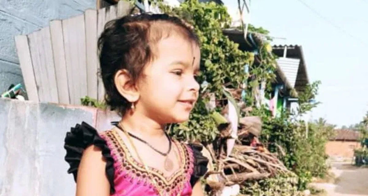 ಹೆಲ್ಮೆಟ್ ತಪಾಸಣೆಗೆ ಬೈಕ್ ಅಡ್ಡಗಟ್ಟಿದ ಪೊಲೀಸ್ರು – ಆಯತಪ್ಪಿ ಬಿದ್ದು ತಾಯಿ ಮಡಿಲಲ್ಲೇ ಪ್ರಾಣಬಿಟ್ಟ ಮಗು