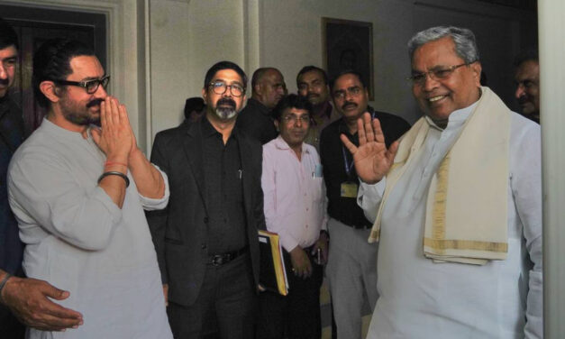 ದೆಹಲಿ: ರಾಷ್ಟ್ರಪತಿಗಳ ಭೇಟಿ ವೇಳೆ ಸಿದ್ಧರಾಮಯ್ಯ ಮತ್ತು ಅಮಿರ್ ಖಾನ್ ಮುಖಾಮುಖಿ