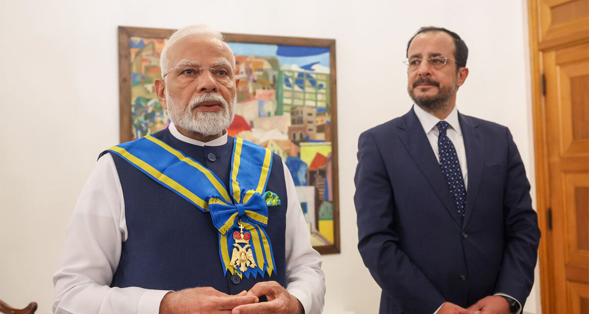 ಪ್ರಧಾನಮಂತ್ರಿ ಅವರಿಗೆ ಗ್ರ್ಯಾಂಡ್ ಕ್ರಾಸ್ ಆಫ್ ದಿ ಆರ್ಡರ್ ಆಫ್ ಮಕರಿಯೋಸ್ – III ಗೌರವ ಪ್ರದಾನ