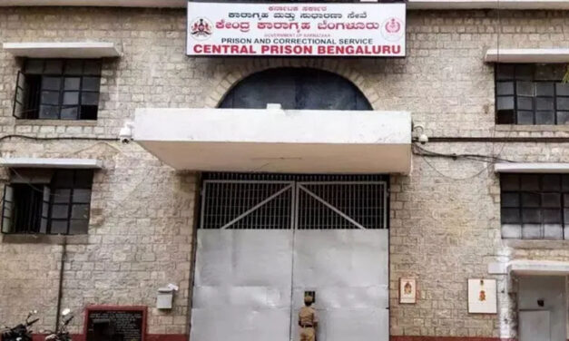 ಪರಪ್ಪನ ಅಗ್ರಹಾರ ಜೈಲಿನ ಮೇಲೆ ಸಿಸಿಬಿ ದಾಳಿ – ನಿಷೇಧಿತ ವಸ್ತುಗಳು ಪತ್ತೆ