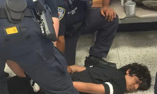 ಕೈಕೋಳ ಹಾಕಿ, ನೆಲಕ್ಕೆ ಕೆಡವಿ, ಹಿಂಸೆ ಕೊಟ್ಟು ಅಮೆರಿಕದಿಂದ ಭಾರತೀಯ ವಿದ್ಯಾರ್ಥಿ ಗಡೀಪಾರು