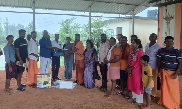 ಶೌರ್ಯ ಘಟಕ ಕಾಡಬೆಟ್ಟು ವಗ್ಗ ತಂಡಕ್ಕೆ ದೇವಸ್ಥಾನ ಒಳಾಂಗಣ ಸ್ವಚ್ಛತಾ ಮಷೀನ್ ಹಸ್ತಾಂತರ