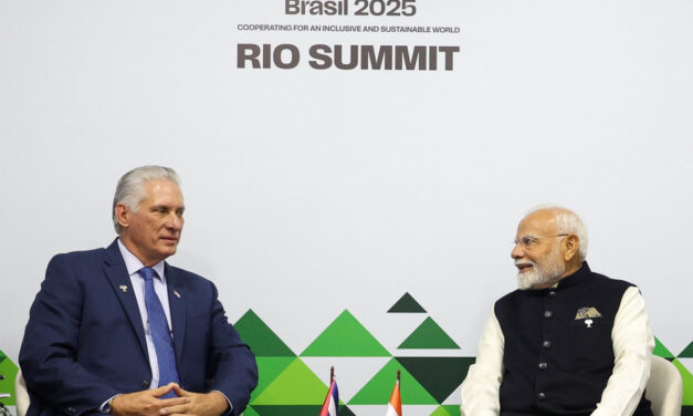 ಬ್ರೆಜಿಲ್ ನ ರಿಯೋ ಡಿ ಜನೈರೊದಲ್ಲಿ ನಡೆದ ಬ್ರಿಕ್ಸ್ ಶೃಂಗಸಭೆಯ ನೇಪಥ್ಯದಲ್ಲಿ ಪ್ರಧಾನಮಂತ್ರಿ ಅವರು ಕ್ಯೂಬಾದ ಅಧ್ಯಕ್ಷರನ್ನು ಭೇಟಿಯಾದರು