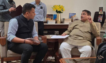 ಸಂಸದ ಕ್ಯಾ| ಬ್ರಿಜೇಶ್ ಚೌಟ ಅವರು ಕೇಂದ್ರ ಸಚಿವ  Nitin Gadkari ಅವರನ್ನು ಭೇಟಿ