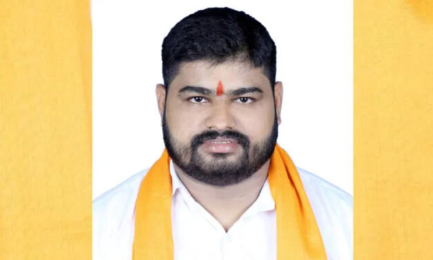 ಮಂಗಳೂರು : ಹಿಂದೂ ಮುಖಂಡನ ಮೊಬೈಲ್‍ನಲ್ಲಿ ಕರಾವಳಿ ರಾಜಕಾರಣಿಯ 50 ಅಶ್ಲೀಲ ವಿಡಿಯೋ!