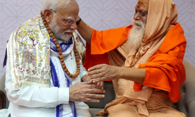 ಪ್ರಧಾನಮಂತ್ರಿ ಅವರಿಂದ ಬಿಹಾರದ ಮೋತಿಹಾರಿಯಲ್ಲಿ ಸ್ವಾಮಿ ಶಕ್ತಿ ಶರಣಾನಂದ ಸರಸ್ವತಿ ಜಿ ಮಹಾರಾಜ್ ಅವರ ಭೇಟಿ