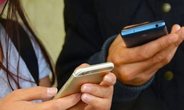 ರೀಲ್ಸ್ ಹುಚ್ಚು ಹೃದಯಕ್ಕೆ ತರ್ತಿದ್ಯಾ ಕುತ್ತು? – ಮೊಬೈಲ್ ವಿಕಿರಣದಿಂದಲೂ ಹೃದಯಕ್ಕೆ ಘಾಸಿ ಆಗ್ತಿದ್ಯಾ