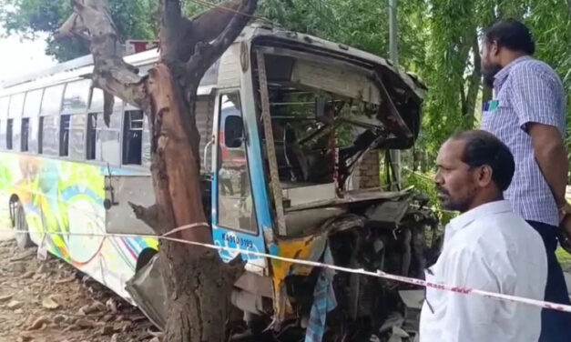 ಖಾಸಗಿ ಬಸ್ ಟೈರ್ ಬ್ಲಾಸ್ಟ್  10 ಮಂದಿಗೆ ಗಂಭೀರ ಗಾಯ