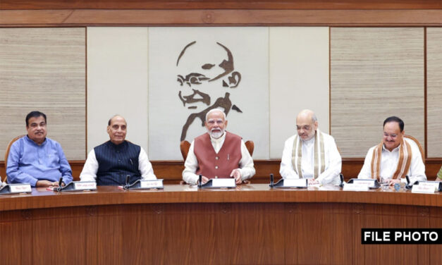 ರೈಲ್ವೆ ಸಿಬ್ಬಂದಿಗೆ 78 ದಿನಗಳ ಉತ್ಪಾದಕತೆ ಸಂಯೋಜಿತ ಬೋನಸ್‌ಗೆ ಕೇಂದ್ರ ಸಂಪುಟ ಅನುಮೋದನೆ