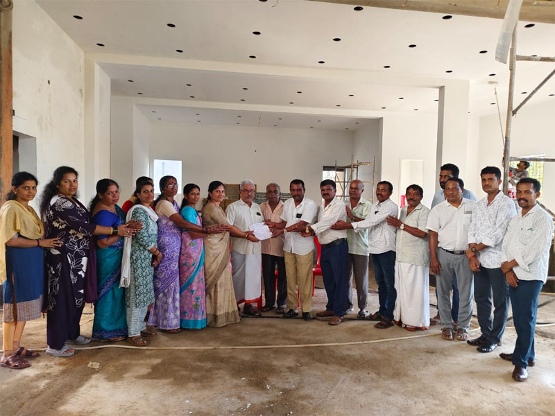 ತುಂಬೆ ಶಾರದಾಂಬ ಸಮುದಾಯ ಭವನಕ್ಕೆ 5 ಲಕ್ಷ ಸಹಾಯಧನ ಮಂಜುರಾತಿ ಪತ್ರ ಹಸ್ತಾಂತರ