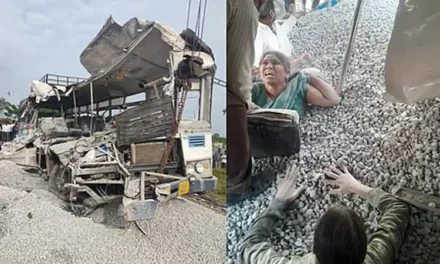 ತೆಲಂಗಾಣದಲ್ಲಿ ಬಸ್  ಅಪಘಾತ – ಬಸ್ಸಿನೊಳಕ್ಕೆ ಬಿದ್ದ ಜಲ್ಲಿ ರಾಶಿಯಲ್ಲಿ ಸಿಲುಕಿ 10ಕ್ಕೂ ಅಧಿಕ ಮಂದಿ ಸಾವು