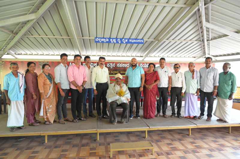 ದಿನೇಶ್ ಪೂಜಾರಿ ಹುಲಿಮೇರು ಅವರಿಗೆ ಗೌರವಿಸಿ, ಅಭಿನಂದಿನೆ