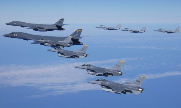 ಮಧ್ಯಪ್ರಾಚ್ಯದಲ್ಲಿ ಭಾರೀ ಯುದ್ಧ ವಿಮಾನಗಳ ನಿಯೋಜನೆ – ಇರಾನ್‌ ಮೇಲೆ ಯಾವುದೇ ಸಮಯದಲ್ಲಿ ಅಮೆರಿಕ ದಾಳಿ ಸಾಧ್ಯತೆ