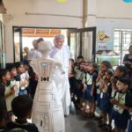 ಉಜಿರೆ: ಎಸ್‌.ಡಿ.ಎಂ. ಶಾಲಾ ವಿದ್ಯಾರ್ಥಿಗಳಿಗಾಗಿ ರೊಬೋಟ್ “ಶ್ರುತಿ” ಜೊತೆಗೆ ವಿಶೇಷ ಸಂವಹನ ಕಾರ್ಯಕ್ರಮ