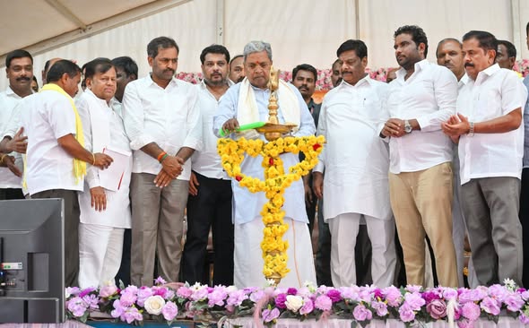 ದೇವರೆಂಬ ನಂಬಿಕೆಯು ಜಾತಿ-ಧರ್ಮಗಳನ್ನು ಮೀರಿದಂಥದ್ದು  – ಸಿ.ಎಂ.ಸಿದ್ದರಾಮಯ್ಯ