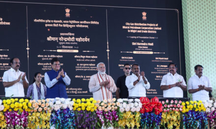 ತಮಿಳುನಾಡಿನ ತಿರುಚಿರಾಪಳ್ಳಿಯಲ್ಲಿ ಸುಮಾರು ₹5,650 ಕೋಟಿ ಮೌಲ್ಯದ ಬಹು ಅಭಿವೃದ್ಧಿ ಯೋಜನೆಗಳನ್ನು ಉದ್ಘಾಟಿಸಿ, ರಾಷ್ಟ್ರಕ್ಕೆ ಸಮರ್ಪಿಸಿ, ಶಿಲಾನ್ಯಾಸ ಮಾಡಿ, ಹಸಿರು ನಿಶಾನೆ ತೋರಿಸಿದ  ಪ್ರಧಾನಮಂತ್ರಿ ಶ್ರೀ ನರೇಂದ್ರ ಮೋದಿ