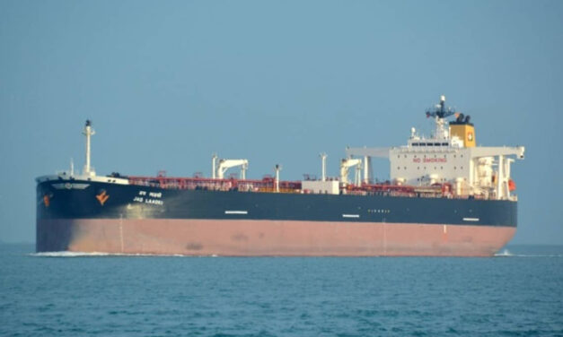 ನಾವು ಪ್ರತಿಯೊಂದು ಹಡಗಿನ ಜೊತೆ ಸಂಪರ್ಕದಲ್ಲಿದ್ದೇವೆ, ನಾಳೆ ಬರುತ್ತೆ 81 ಸಾವಿರ ಟನ್‌ ಕಚ್ಚಾ ತೈಲ: ಕೇಂದ್ರ