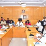 ತುಮಕೂರು ಜಿಲ್ಲಾಧಿಕಾರಿಗಳ ಕಾರ್ಯಾಲಯದಲ್ಲಿ  ಪ್ರಗತಿ ಪರಿಶೀಲನಾ ಸಭೆ