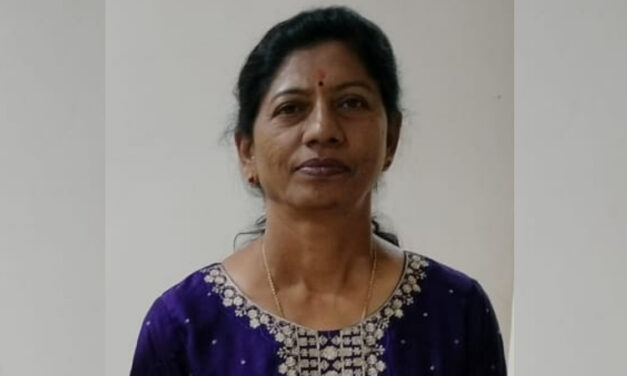 ಕಲಬುರಗಿಯಲ್ಲಿ ಸರ್ಕಾರಿ ಶಾಲಾ ಶಿಕ್ಷಕಿಯನ್ನು ಮಾರಕಾಸ್ತ್ರಗಳಿಂದ ಕೊಚ್ಚಿ ಕೊಲೆ – ಶವ ಸುಟ್ಟುಹಾಕಿದ ಹಂತಕರು