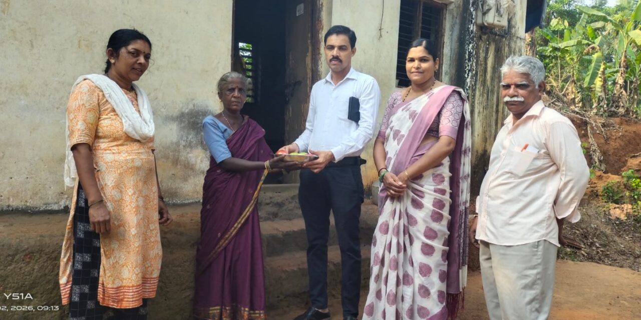 ಮಹಿಳಾ ಜ್ಞಾನ ವಿಕಾಸ ಕಾರ್ಯಕ್ರಮದ ಅಧ್ಯಕ್ಷ ರಾದ ಶ್ರೀಮತಿ ಹೇಮಾವತಿ ವಿ ಹೆಗ್ಗಡೆಯವರ ಜನ್ಮದಿನದ ಪ್ರಯುಕ್ತ ಬಂಟ್ವಾಳ ತಾಲೂಕಿನಾದ್ಯಂತ ಅಶಕ್ತರಿಗೆ ಹಣ್ಣು ಹಂಪಲು ವಿತರಣೆ