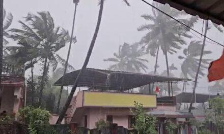 ರಾಜ್ಯದ ಹಲವೆಡೆ ಗುಡುಗು, ಬಿರುಗಾಳಿ ಸಹಿತ ಭಾರೀ ಮಳೆ – ಜನಜೀವನ ಅಸ್ತವ್ಯಸ್ತ