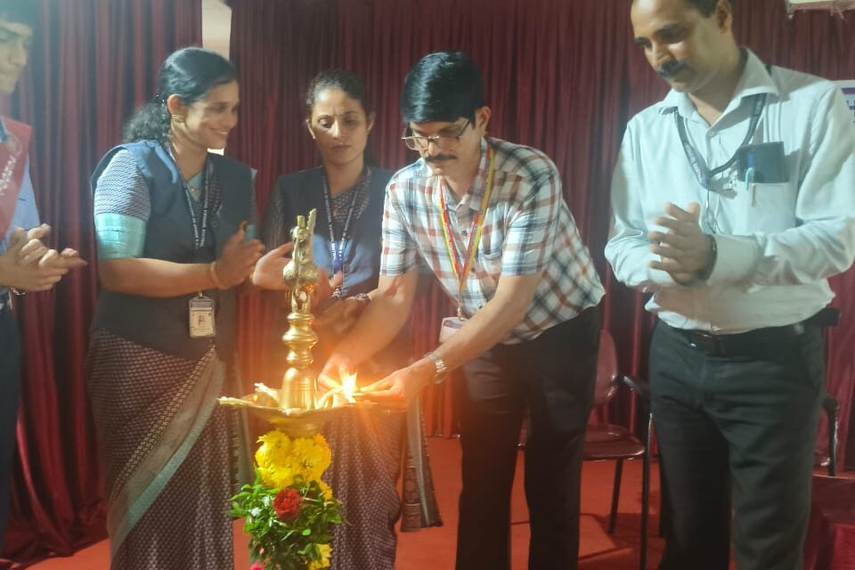 ಶ್ರೀ ವೆಂಕಟರಮಣ ಸ್ವಾಮಿ ಆಂಗ್ಲ ಮಾಧ್ಯಮ ಶಾಲೆ ವಿದ್ಯಾಗಿರಿ ಬಂಟ್ವಾಳ,  ಇಲ್ಲಿ ವಿವಿಧ ಸಂಘಗಳ ಉದ್ಘಾಟನಾ ಸಮಾರಂಭ
