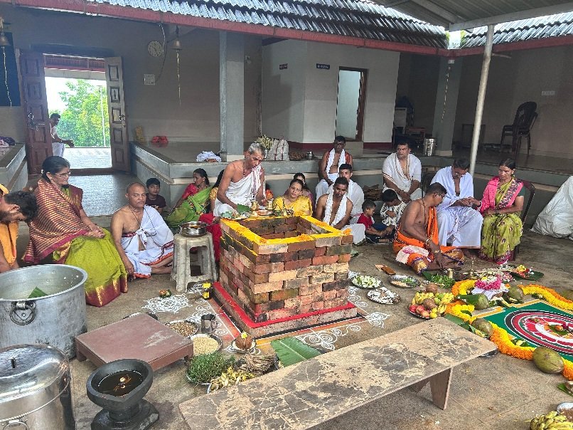 ಆಡಳಿತ ಸಮಿತಿ, ಭಕ್ತರು ಮತ್ತು ಊರ ಕ್ಷೇಮಾಭಿವೃದ್ಧಿಗಾಗಿ ತಂತ್ರಿಗಳಾದ ಕೇಶವ ಶಾಂತಿ ನೇತೃತ್ವದಲ್ಲಿ, ದೈವಜ್ಞ ಸದಾನಂದ ಶಾಸ್ರಿ ಪೌರೋಹಿತ್ಯದಲ್ಲಿ ಹೋಮವು ನಡೆಯಿತು.